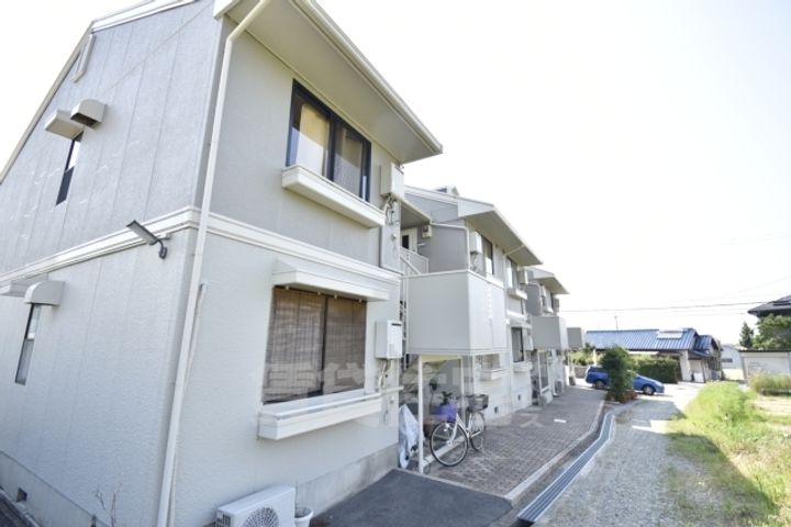 大阪府堺市南区和田東の賃貸アパートの外観