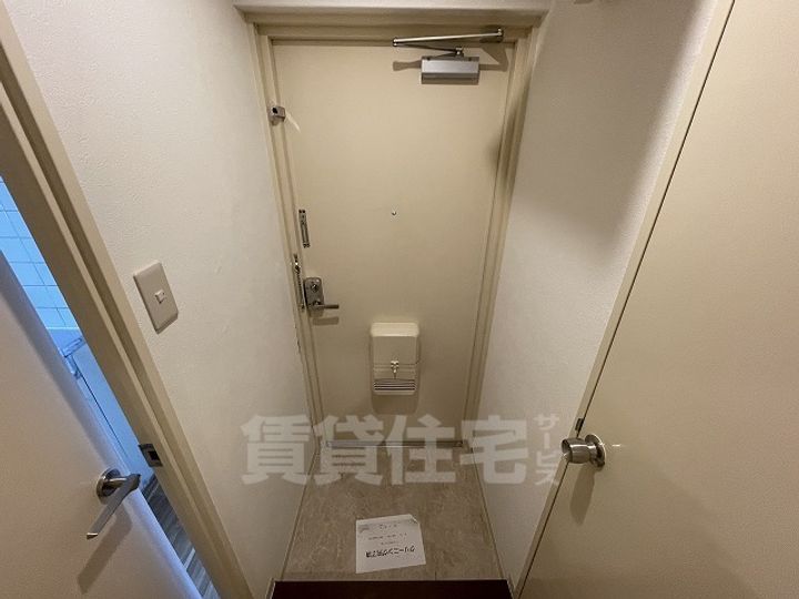 グッドストック東難波の玄関