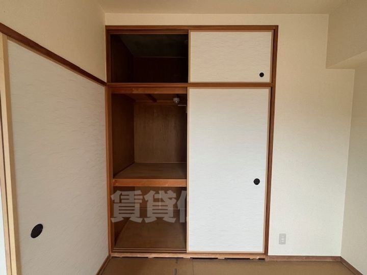 ロイヤルシャトー門戸の内装