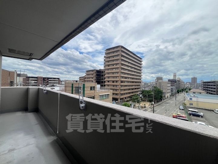 ロイヤルシャトー門戸の周辺