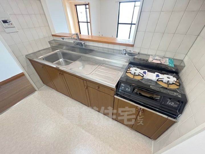 ロイヤルシャトー門戸のキッチン