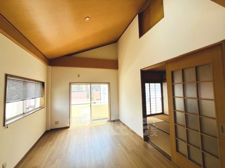 大阪府茨木市中津町(一戸建)の賃貸物件の居間