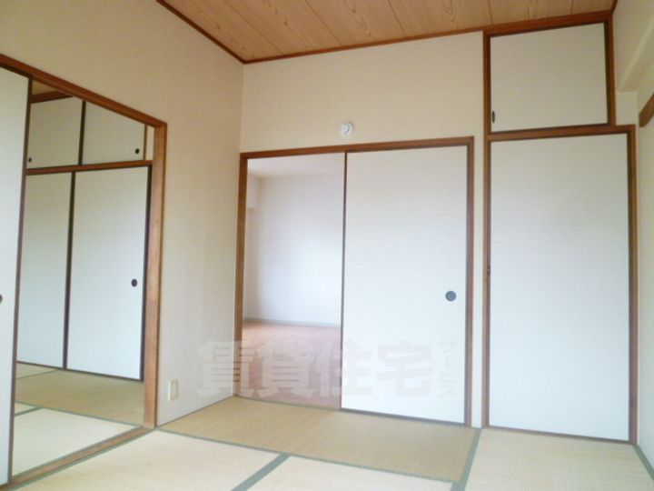 大阪府堺市中区深井東町の賃貸マンションの内装