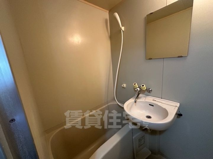 大阪府大阪市淀川区塚本1丁目の賃貸アパートの風呂