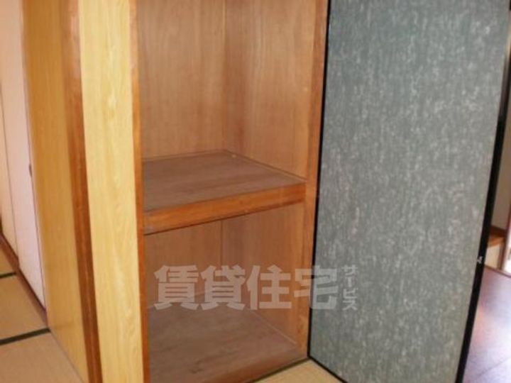 京都府京都市伏見区日野岡西町の賃貸アパートの内装