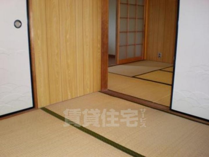 京都府京都市伏見区日野岡西町の賃貸アパートの内装