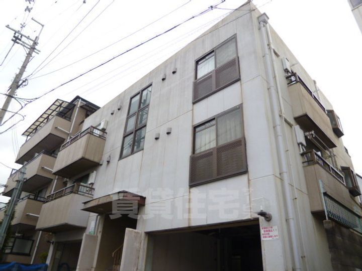 大阪府豊中市服部西町3丁目の賃貸マンションの外観