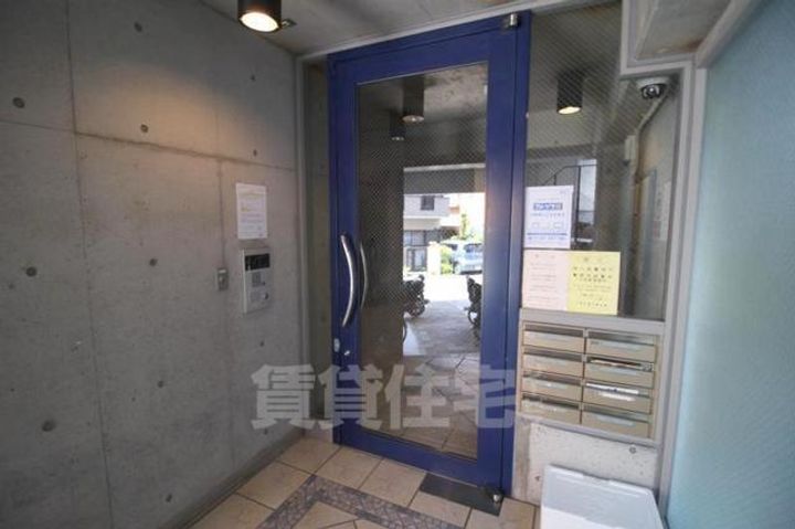 マティエール曽根の玄関