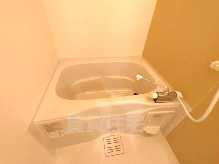 大阪府茨木市沢良宜浜2丁目の賃貸アパートの風呂