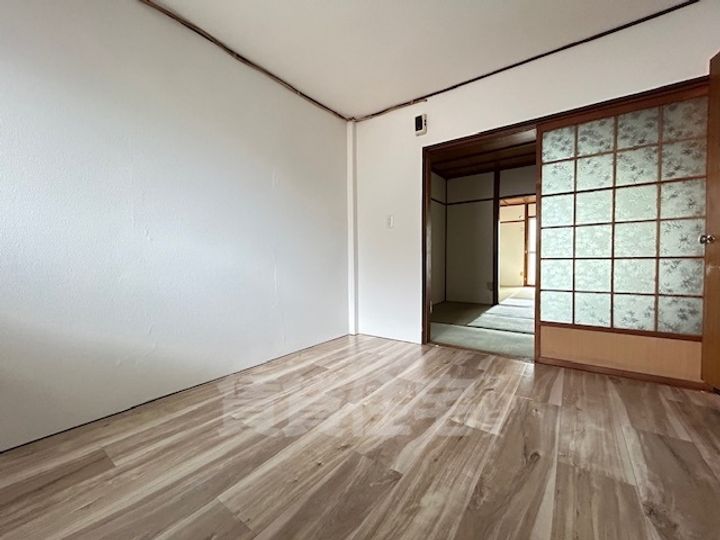 マンション八笑園の内装