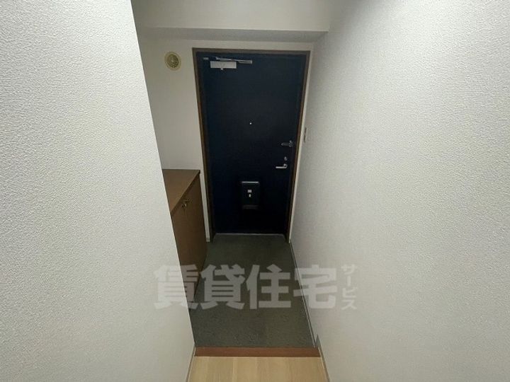 愛知県名古屋市千種区覚王山通9丁目の賃貸マンションの玄関