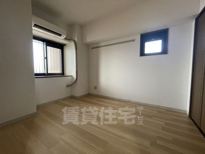 愛知県名古屋市千種区覚王山通9丁目の賃貸マンションの子供部屋