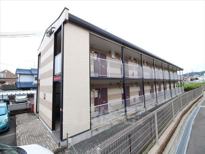 レオパレスパークサイドハイツの外観