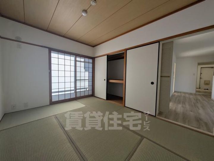 大阪府大阪市東住吉区南田辺3丁目の賃貸マンションの居間