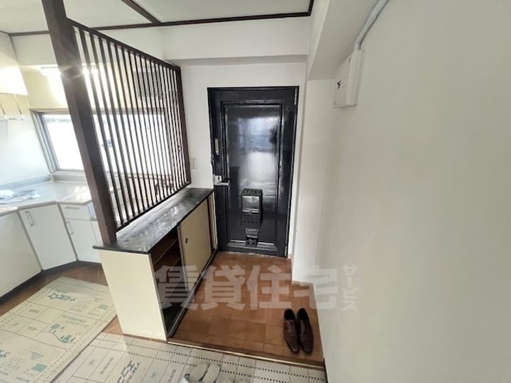 メゾンインペリアルの玄関