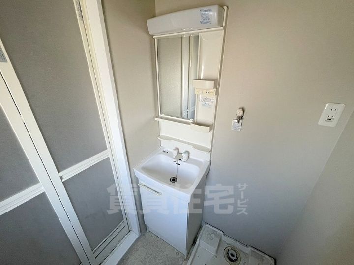 大阪府八尾市北本町2丁目の賃貸マンションの内装
