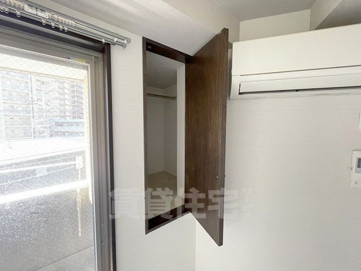大阪府八尾市北本町2丁目の賃貸マンションの内装