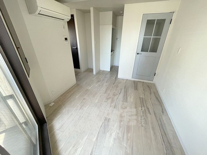 大阪府八尾市北本町2丁目の賃貸マンションの寝室
