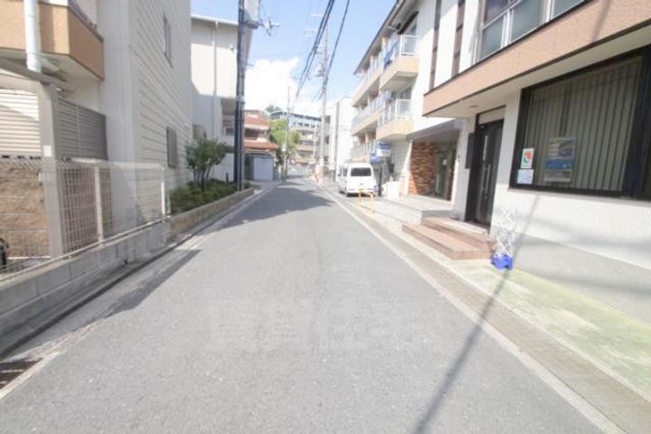 大阪府吹田市山手町3丁目の賃貸マンションの周辺