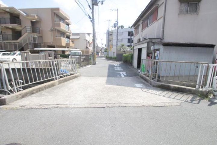大阪府吹田市山手町3丁目の賃貸マンションの周辺