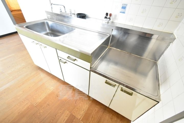 第二ミツルマンション301のキッチン
