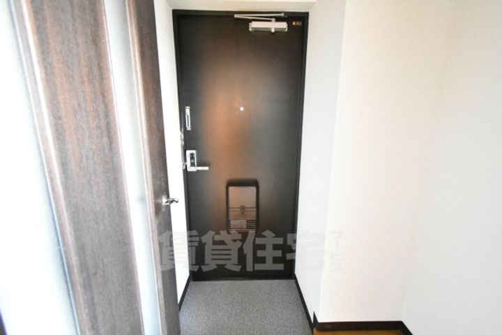 第二ミツルマンション301の玄関