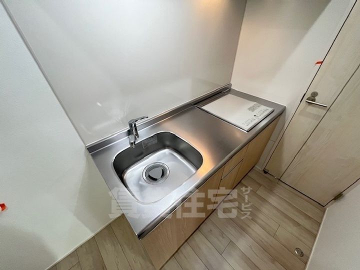 大阪府堺市北区中長尾町3丁の賃貸アパートのキッチン