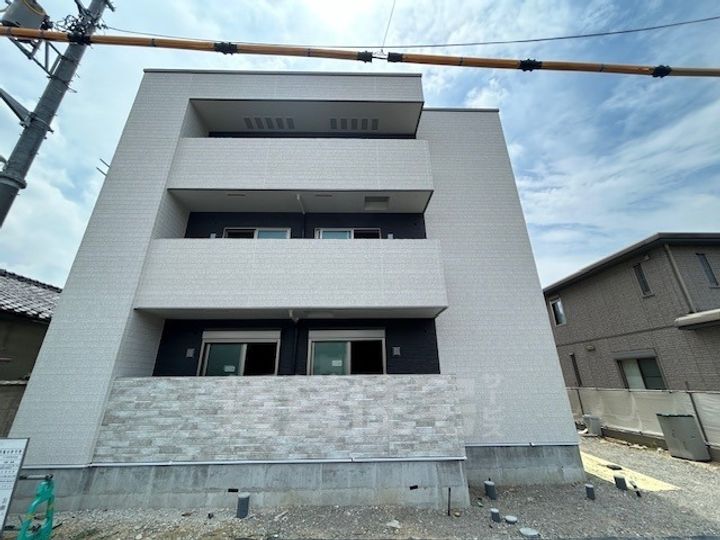 大阪府堺市北区中長尾町3丁の賃貸アパートの外観