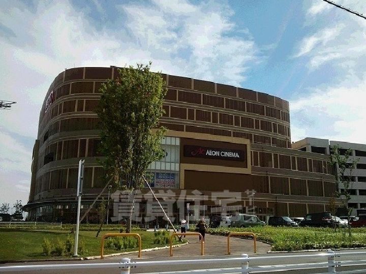 アルカンシェル SEの周辺