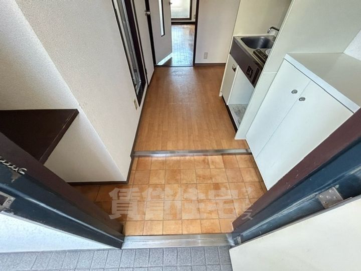 アズマハイツの玄関