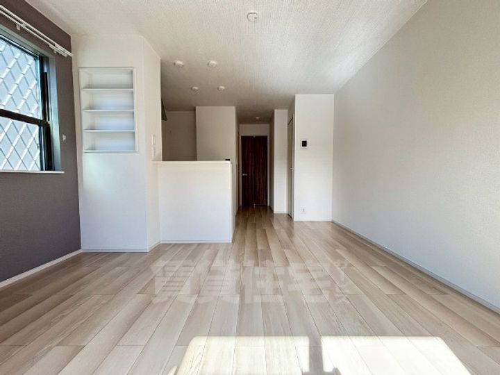 LUTAN 下戸の居間