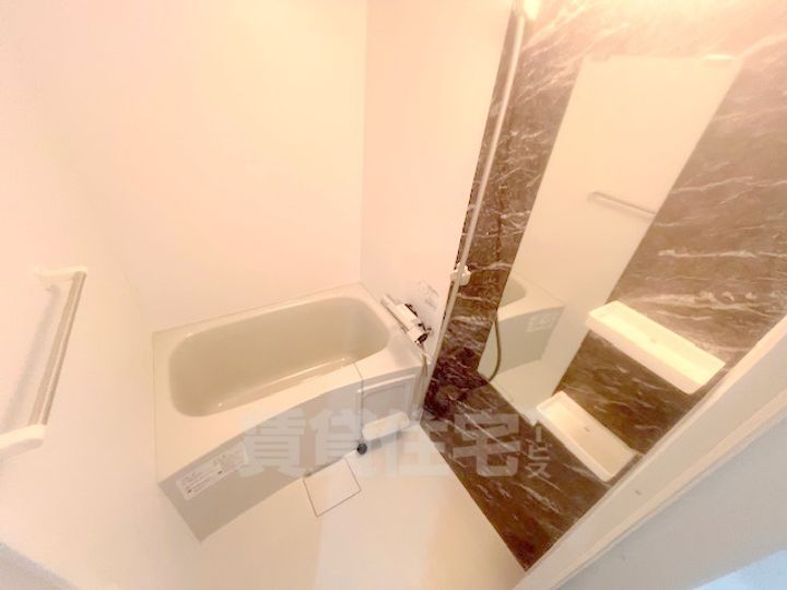 大阪府大阪市東淀川区菅原2丁目の賃貸マンションの風呂