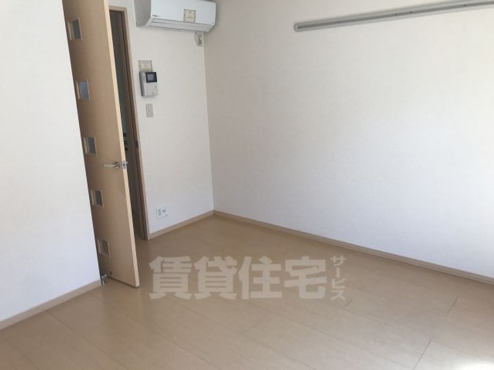 リバーハイツB棟の寝室