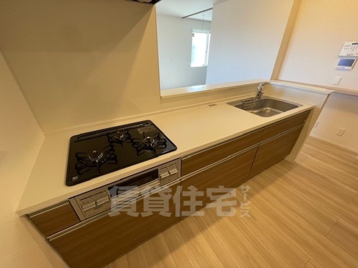 大阪府高槻市下田部町1丁目の賃貸アパートのキッチン