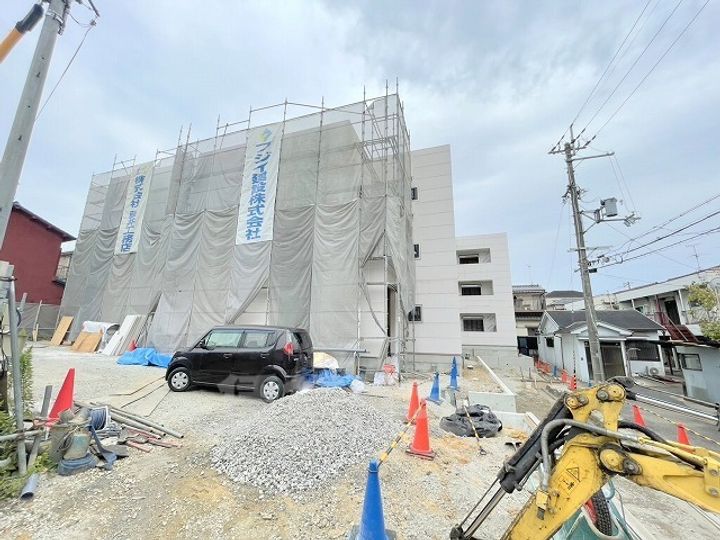 大阪府羽曳野市野々上5丁目の賃貸アパートの外観