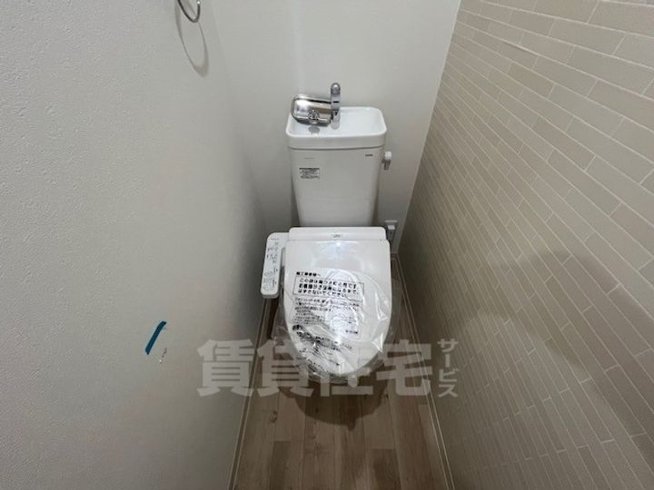 大阪府堺市西区上野芝町4丁の賃貸アパートの内装
