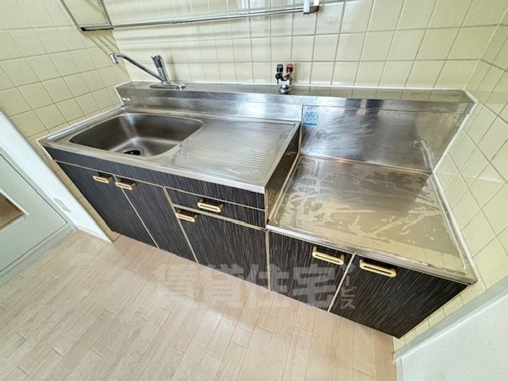 大阪府大阪市東住吉区鷹合1丁目の賃貸マンションのキッチン