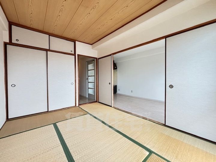 大阪府大阪市東住吉区鷹合1丁目の賃貸マンションの寝室