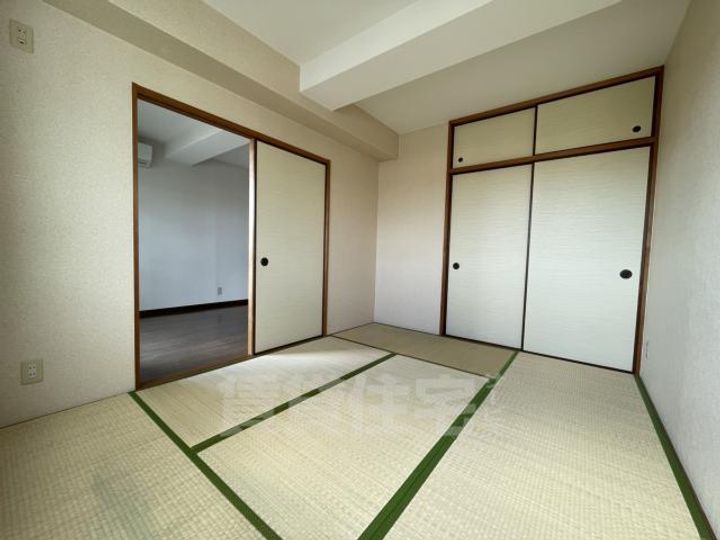 DAKOTA  HOUSEの内装