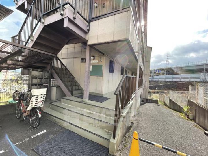 DAKOTA  HOUSEの玄関