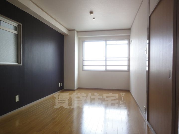 コーポラスTKの居間