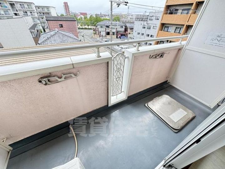 ボンジュールのその他画像