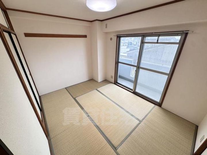 AGIOミヨシの寝室
