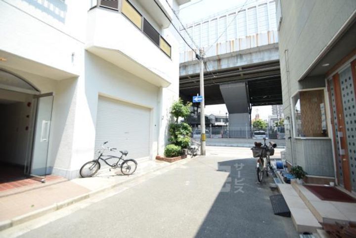 マエダマンションの周辺