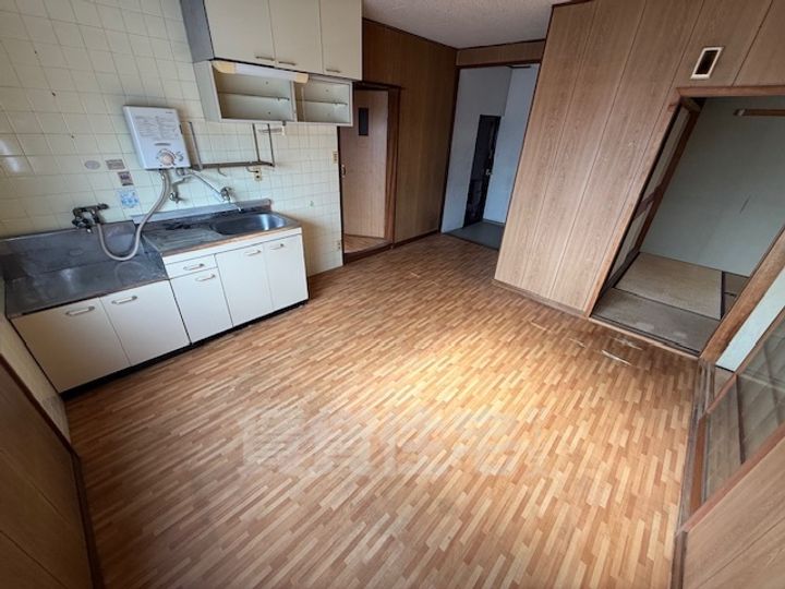 マエダマンションの居間