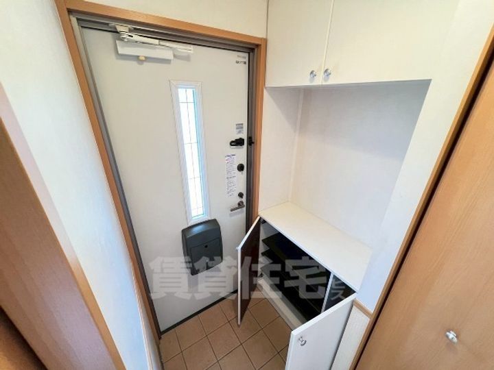 グランシャリオ5の玄関