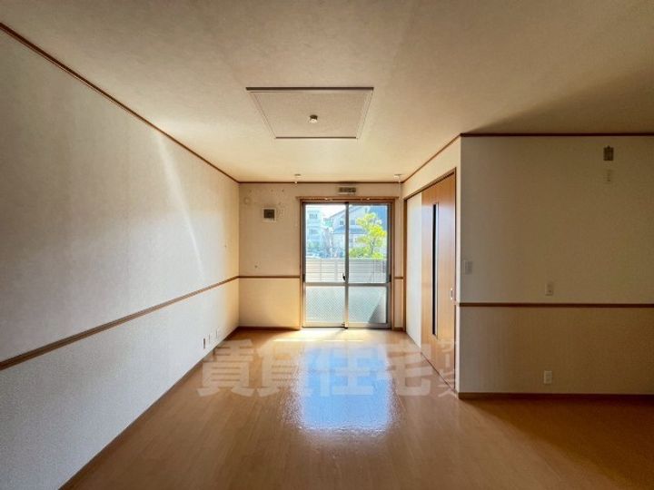 グランシャリオ5の居間