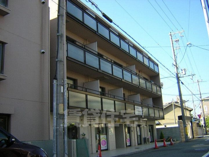 パラツィーナ甲子園口の外観