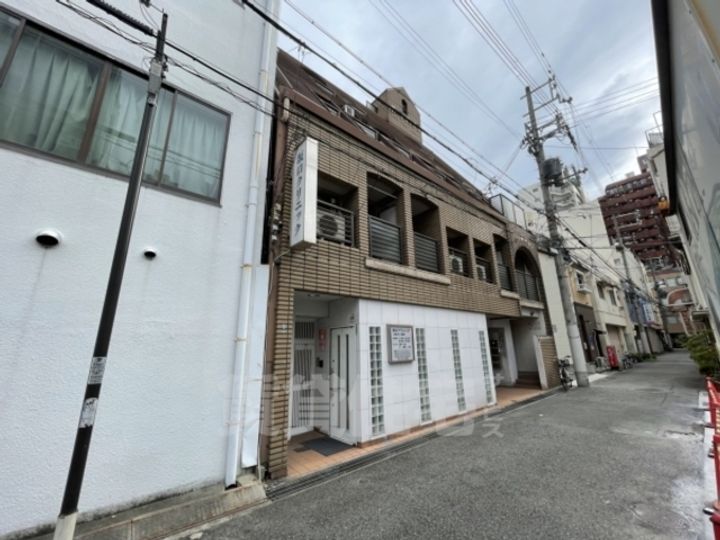 坂口ポートハイツの外観