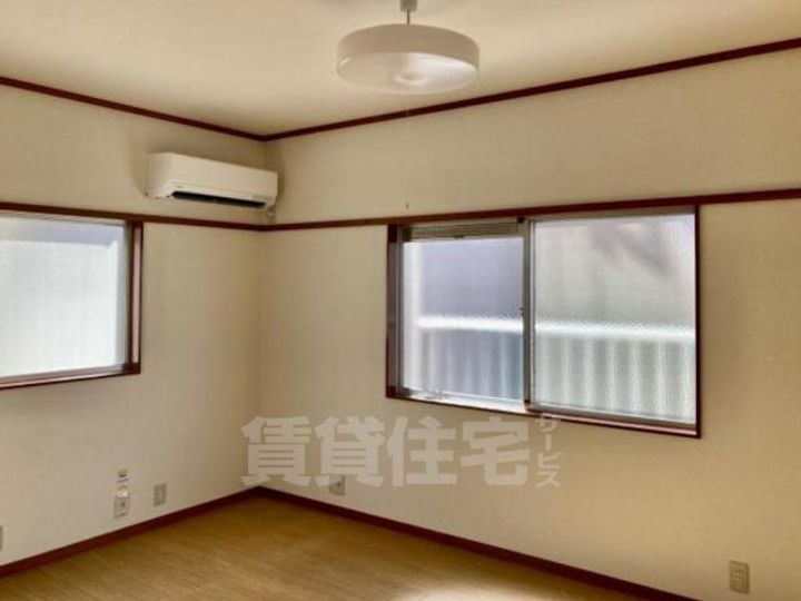 大阪府豊中市岡上の町4丁目(一戸建)の賃貸物件の寝室